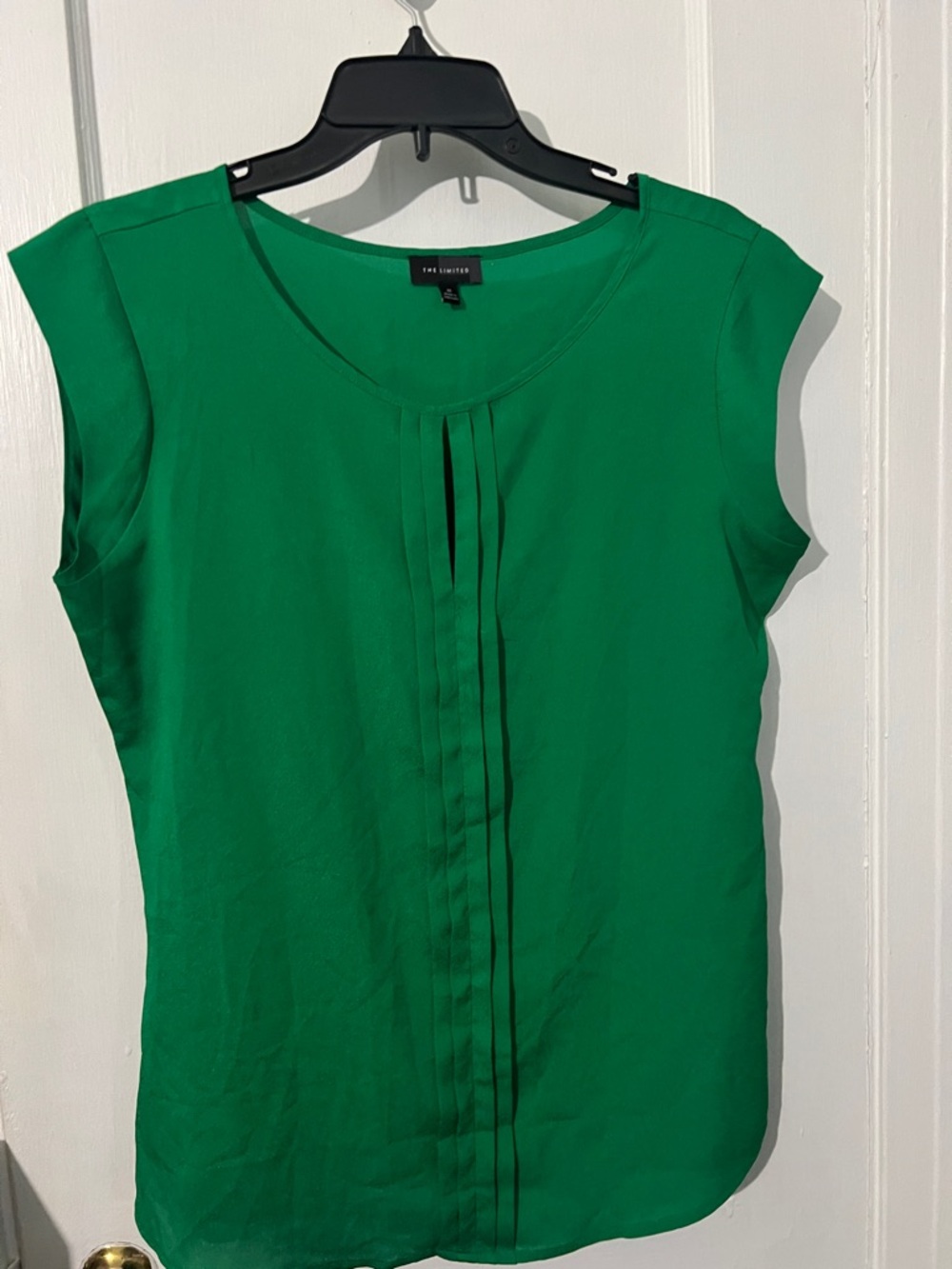 The Limited Green Cap-Sleeve Pintuck Camisole